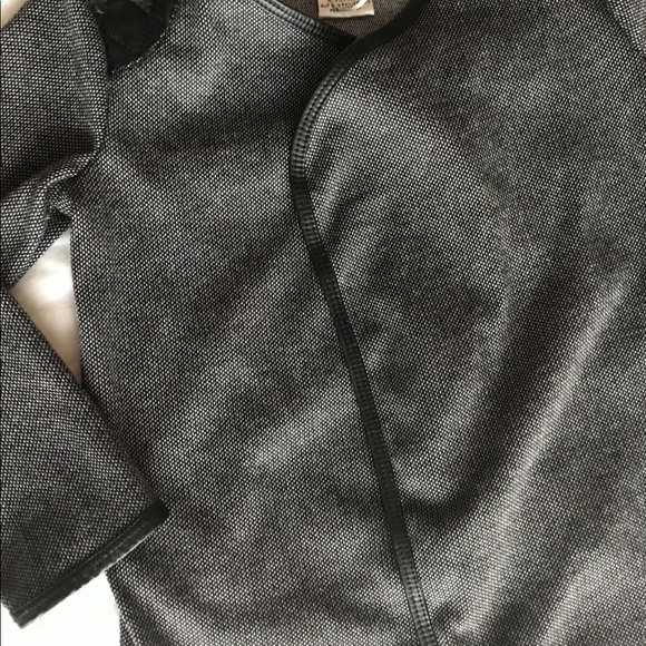 Max Studio Cardigan w/ awesome detailing - Picture 3 of 6